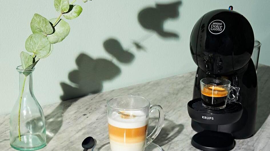 Compatta, elegante e ora scontata del 44%: NESCAFÉ Dolce Gusto Krups da non perdere