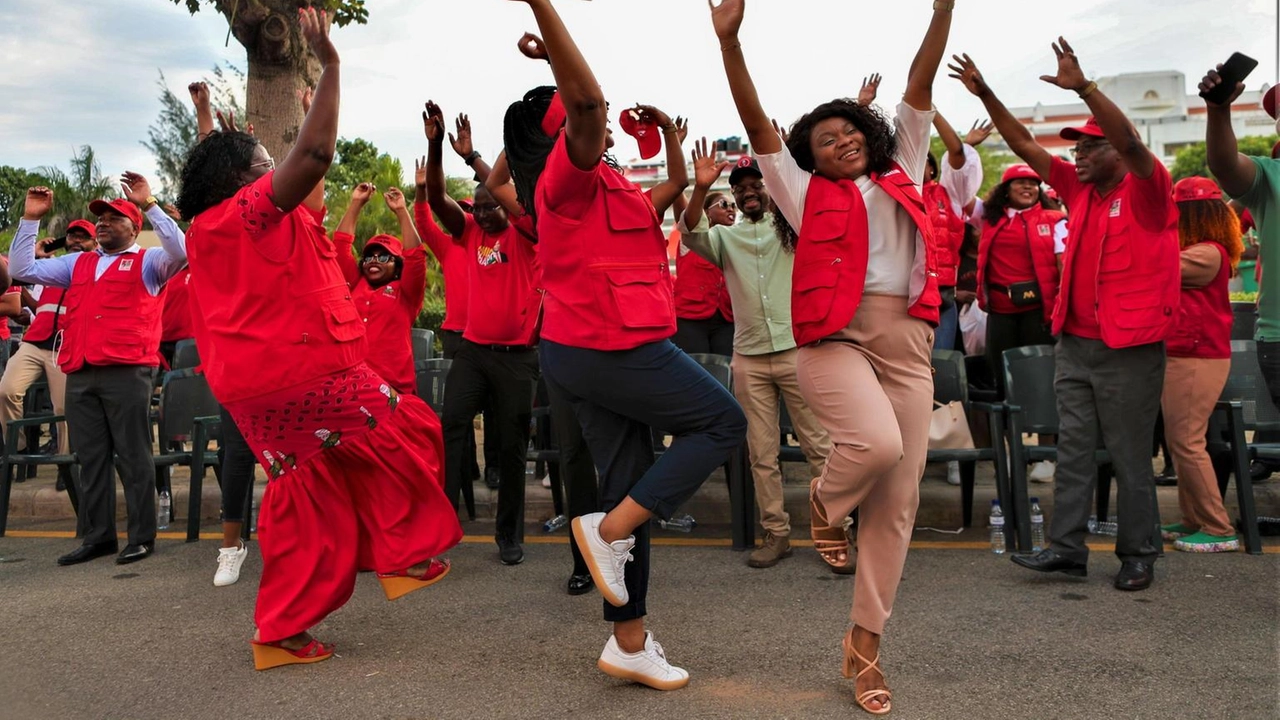 La capitale del Mozambico, Maputo, è presidiata dall'esercito dopo le proteste contro i risultati elettorali.