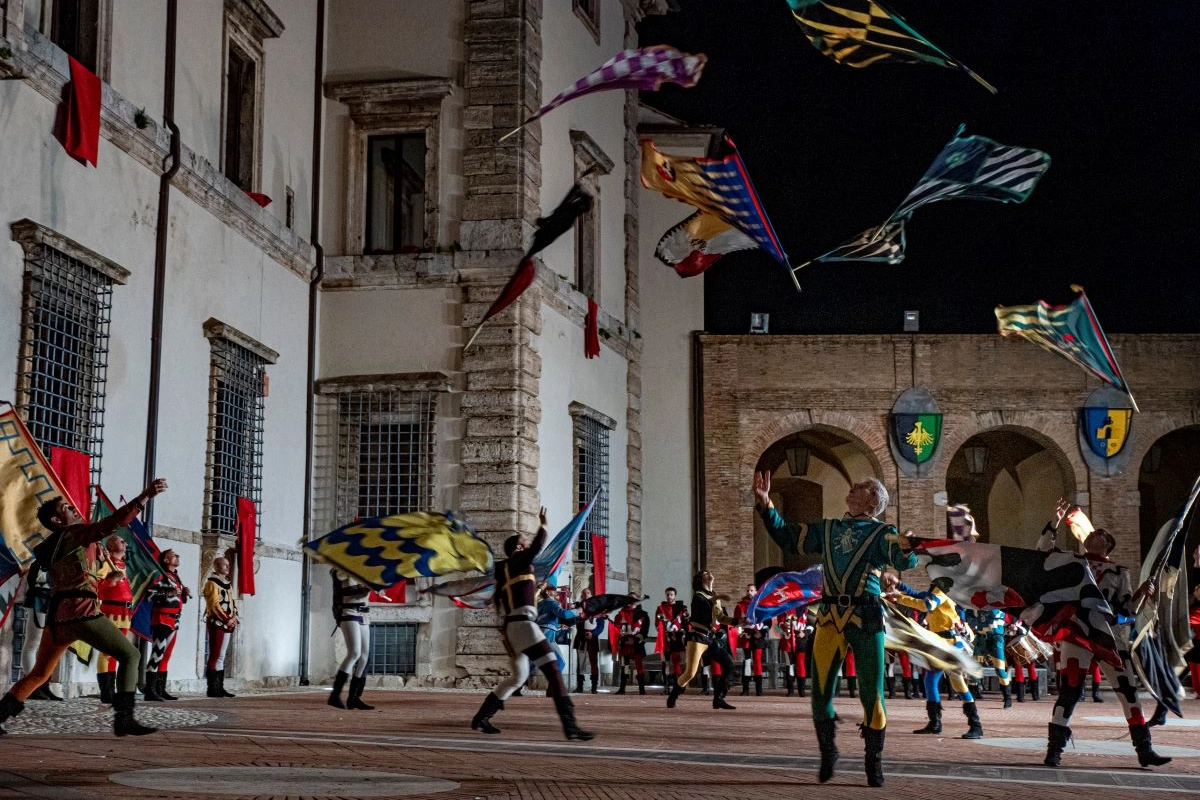 La notte dei tamburi sonanti durante la Festa del Rinascimento