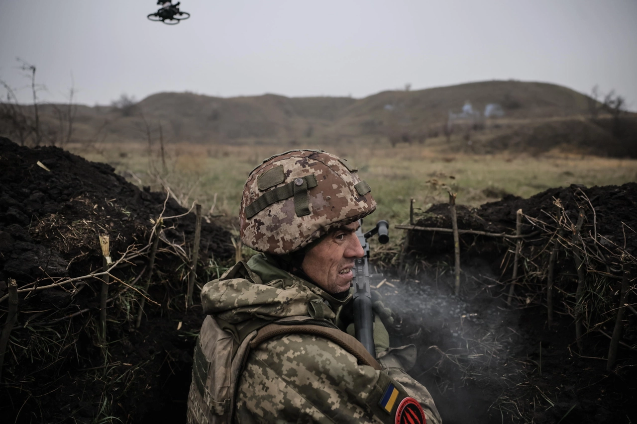 Un soldato ucraino della 24esima Brigata Meccanizzata "Re Danilo", a più antica in servizio nell'esercito di Kiev