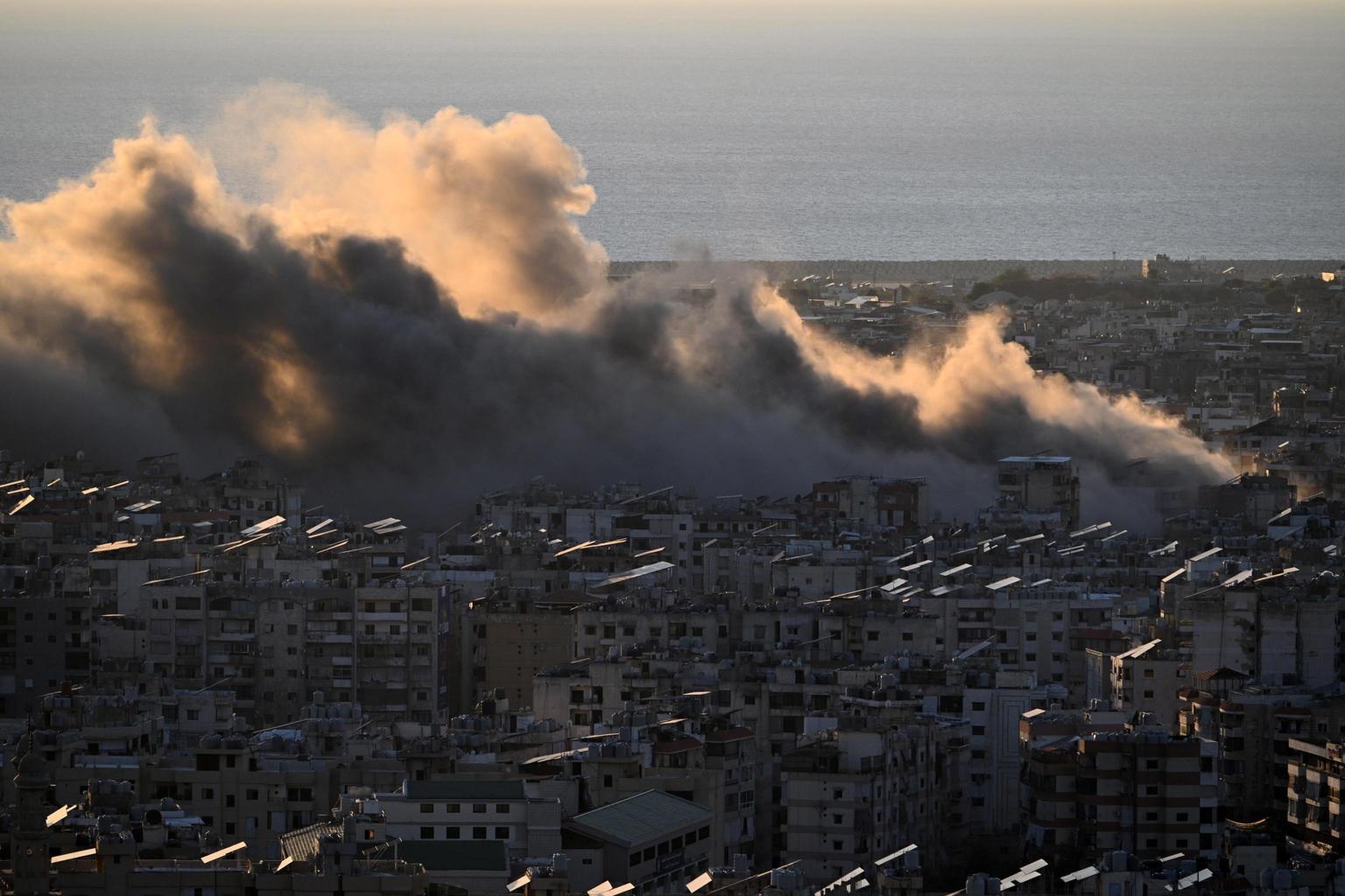 Nuovi Raid Su Beirut Israele Bombarda Le Filiali Della Banca Di Hezbollah