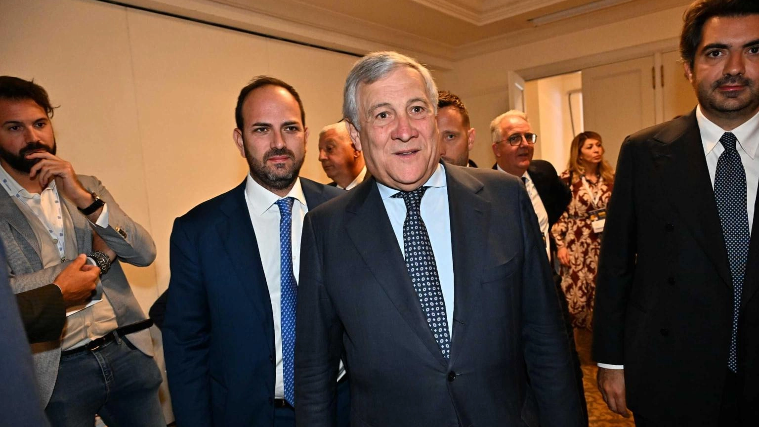 Tajani, 'sull'Europa FI diversa dalla Lega, noi europeisti'