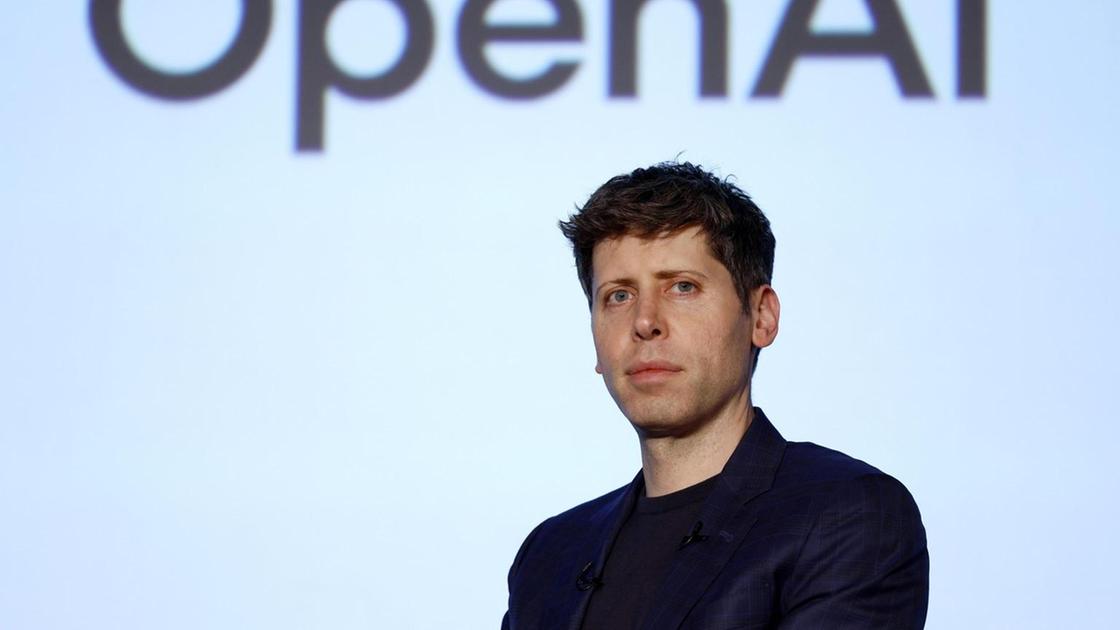 Altman (OpenAI), Musk sta cercando di rallentarci