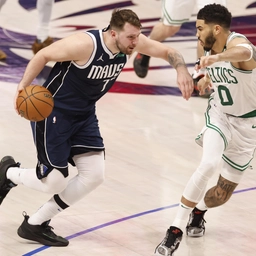 Nba, clamoroso scambio: Doncic ai Lakers, Davis a Dallas