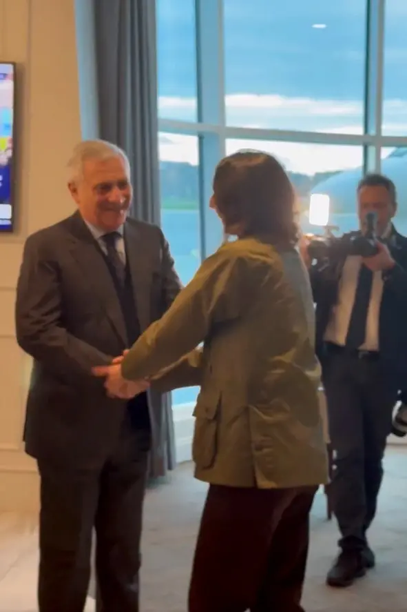 Il vicepremier Tajani: “Grande lavoro di squadra per liberare Cecilia Sala. Su Abedini decideranno i giudici”