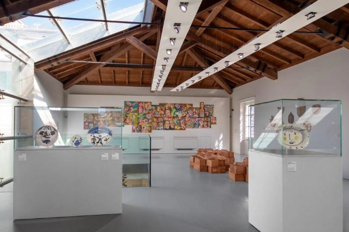 Museo Della Ceramica Di Savona, Baj Chez Baj