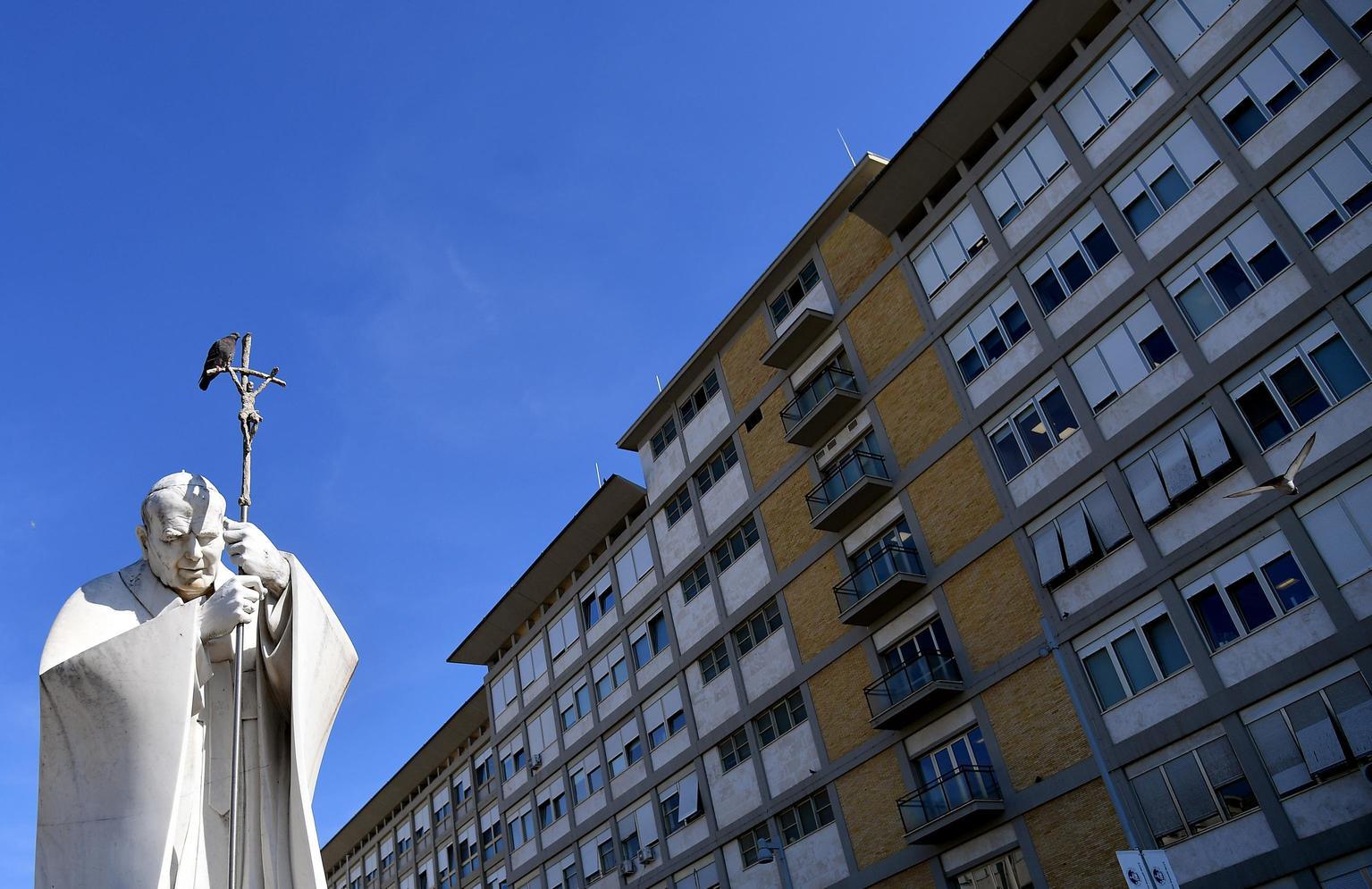 Notte tranquilla, il Papa ha riposato