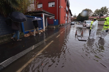 Allerta gialla maltempo: ondata di temporali in arrivo a Milano e in Lombardia. Monitorati Seveso e Lambro