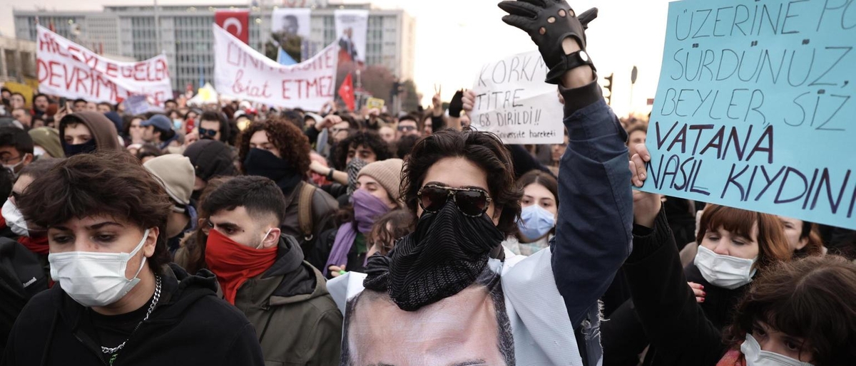 Arresti in Turchia: preoccupazioni per la democrazia e i diritti dei cittadini