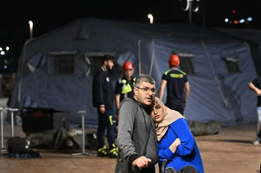 Terremoto ai Campi Flegrei, l’allerta resta alta: ordine di evacuazione al carcere di Pozzuoli