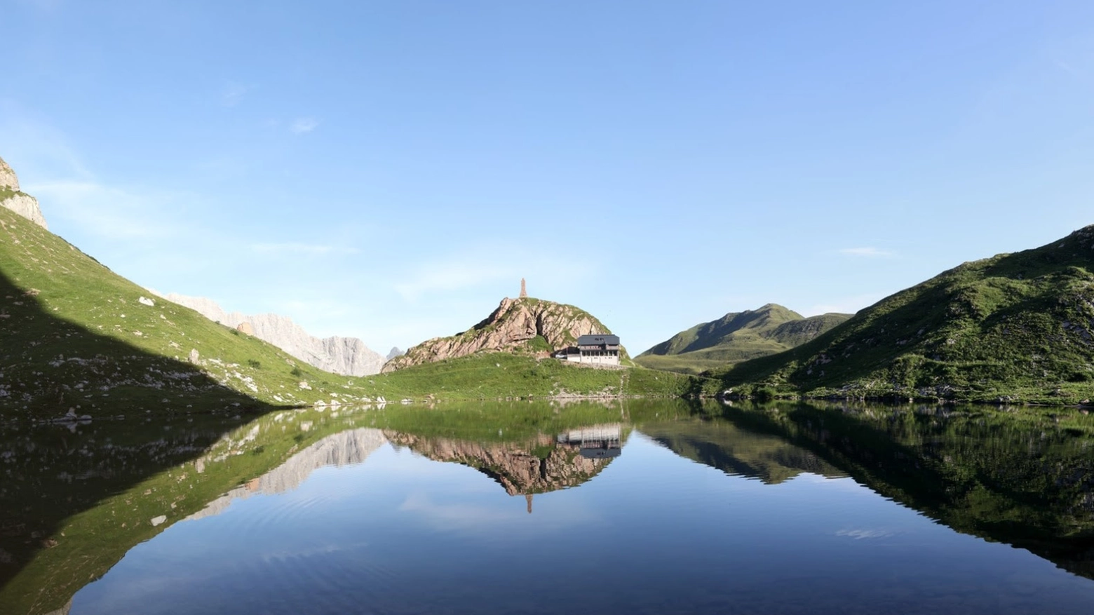 Il lago Volaia