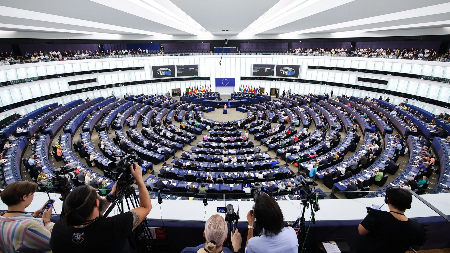 L'aula del Parlamento europeo (ImagoEconomica)