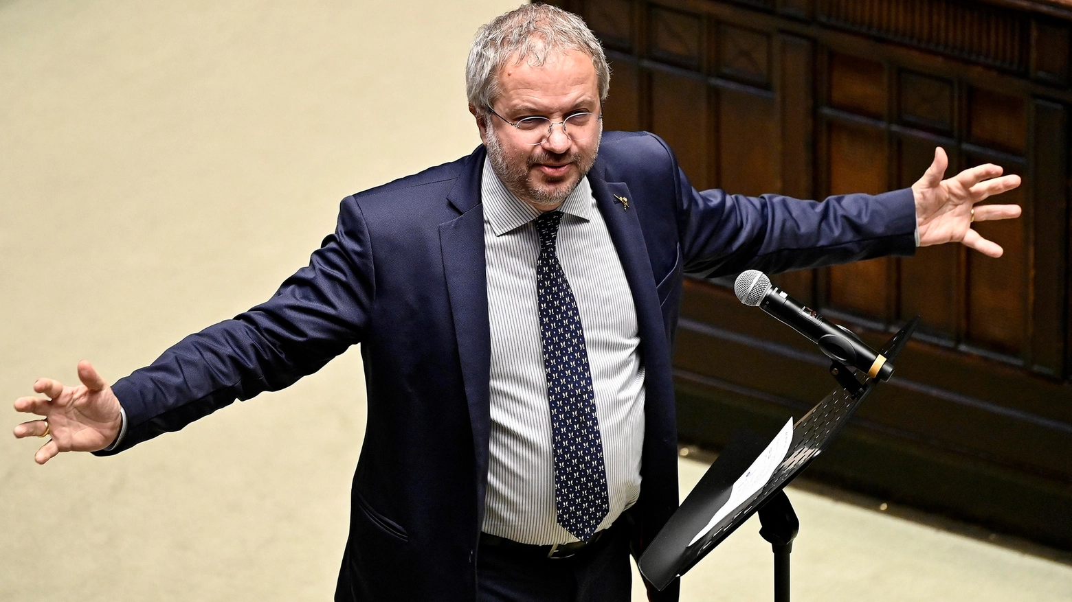 Il leghista Claudio Borghi in Parlamento (Ansa)