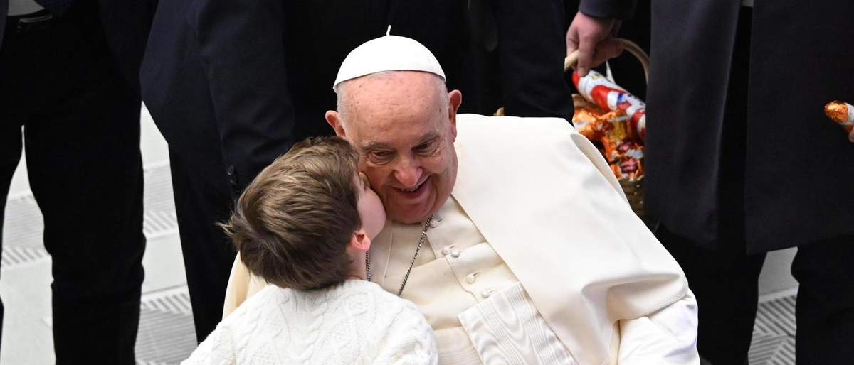 Papa condanna lo sfruttamento dei bambini e il lavoro minorile come 'piaga'