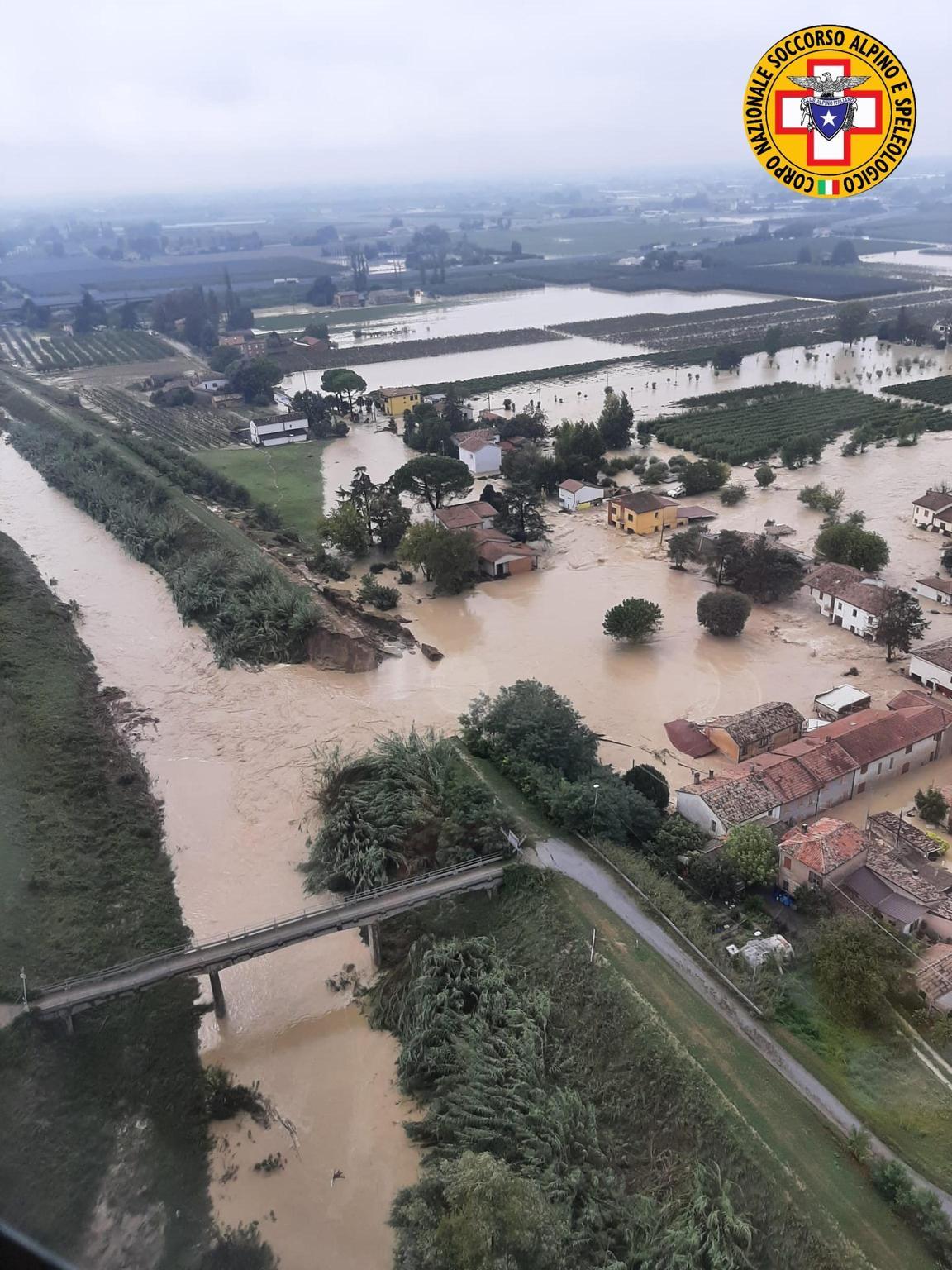 Lamone in piena a Marradi: allerta rossa in Emilia-Romagna per il maltempo