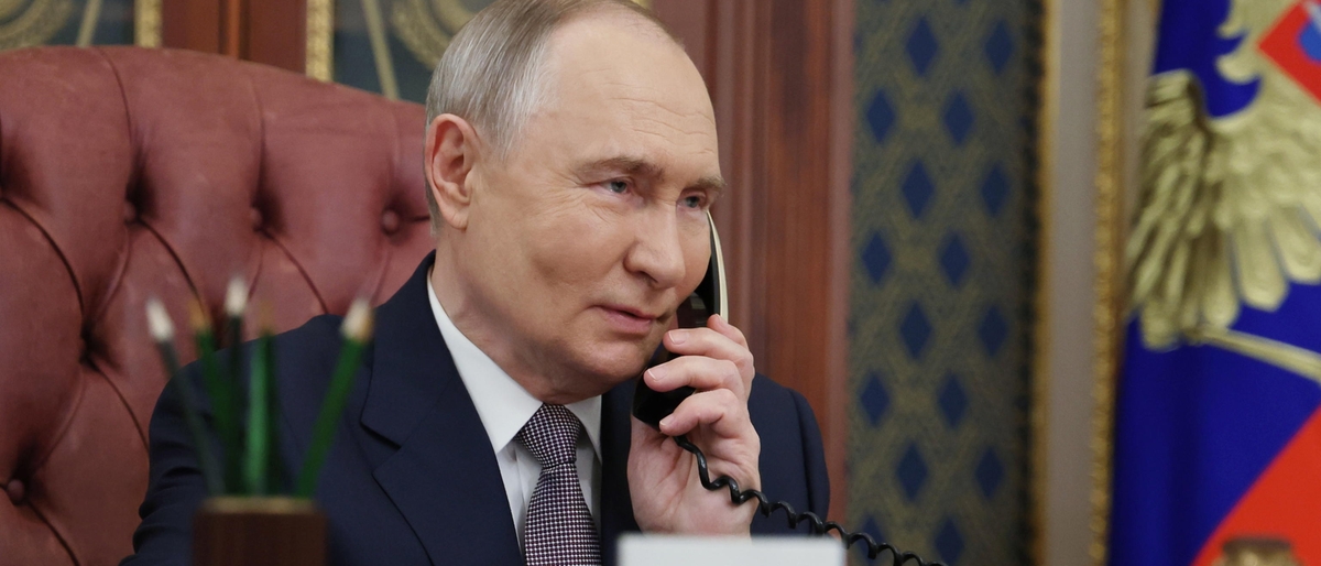 La telefonata della pace: oggi Trump sente Putin sull’Ucraina. “Colloquio su territori e centrali”