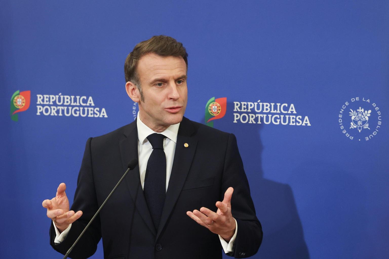 Macron: "Putin è colui che gioca alla Terza Guerra Mondiale, non Zelensky"