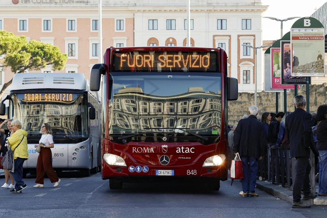 Al via lo sciopero generale di Cgil e Uil, 'cambiare la manovra'