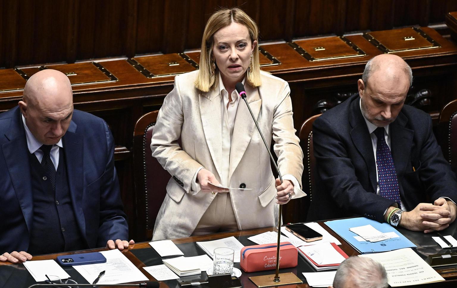 Giorgia Meloni replica a Schlein: chiarire la posizione del Pd su Ue e Nato