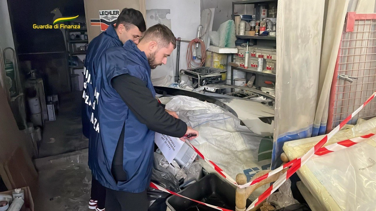 Vicenza: rifiuti pericolosi e un lavoratore irregolare in carrozzeria