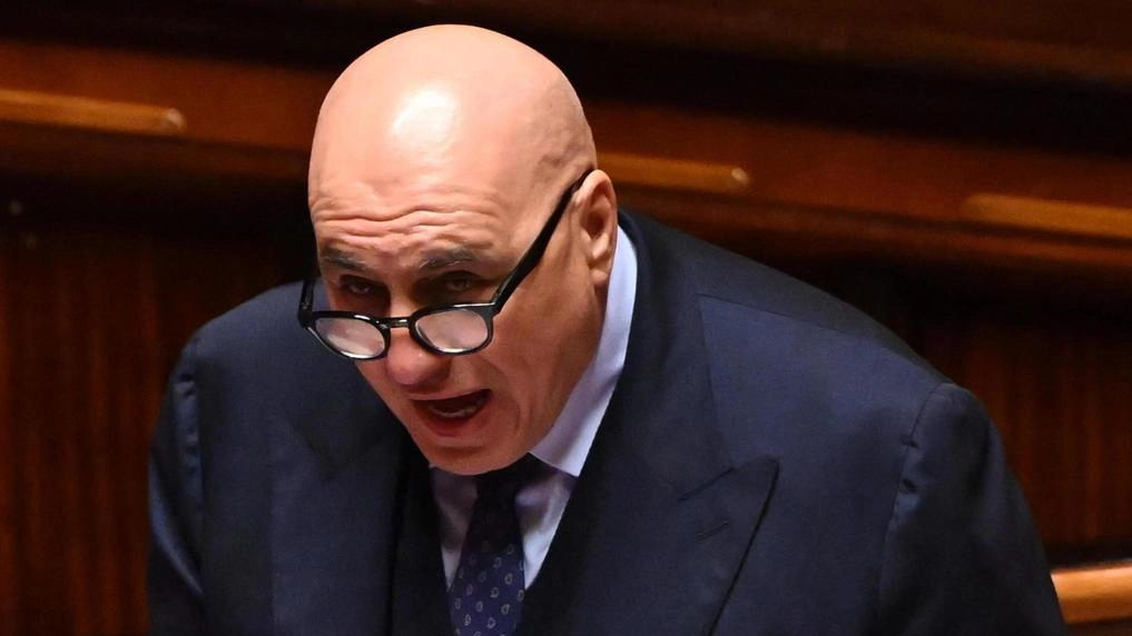 Il ministro della Difesa, Guido Crosetto, 61 anni