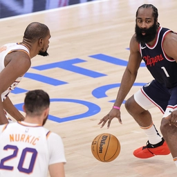 Nba, Cleveland vince ancora. Harden da sballo: 41 punti