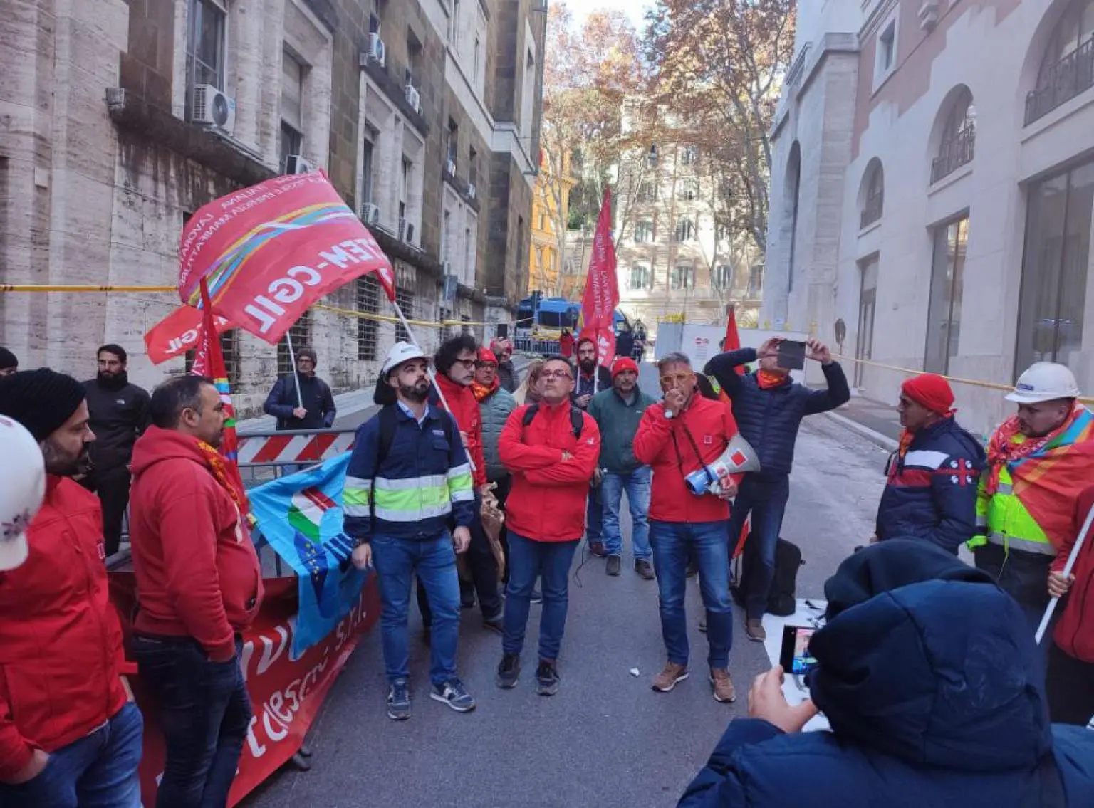 Cgil: nel 2024 oltre 105.000 lavoratori coinvolti nei tavoli di crisi al Mimit