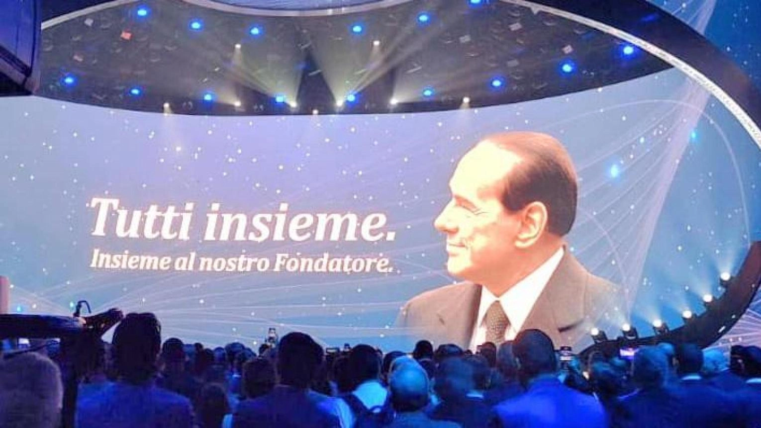 P.S Berlusconi, 'Silvio mio padre è Amore'