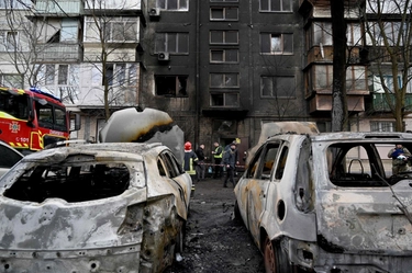 Attacco a Kiev, pioggia di missili. “Volevano colpire l’intelligence”. L’Ucraina bersaglia Belgorod