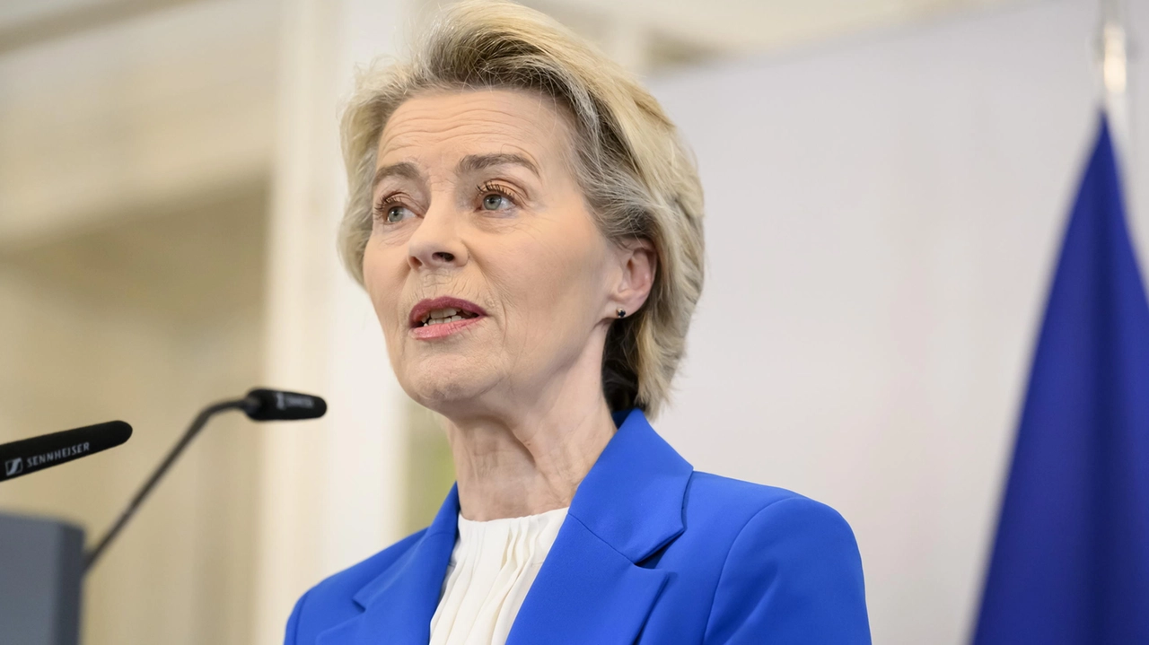 Ursula von der Leyen durante una visita in Svizzera a dicembre (Ansa)