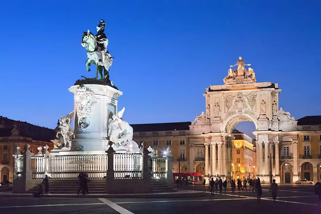 Il fascino di Lisbona a Natale