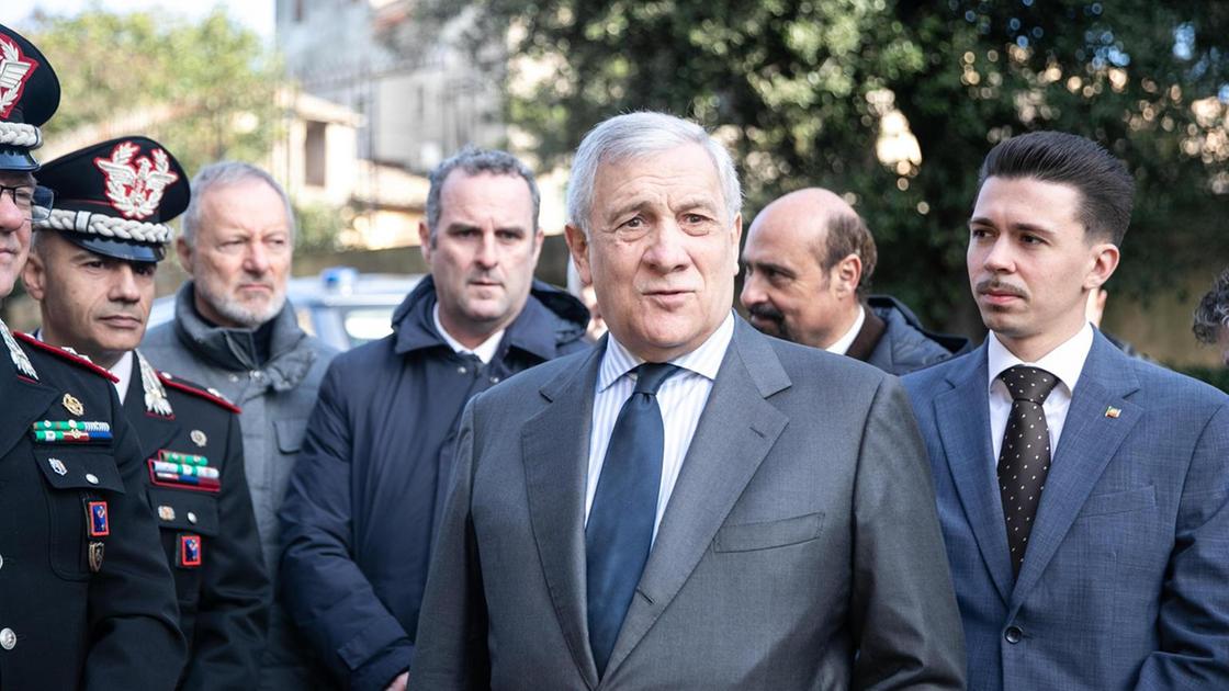 Tajani: Tensione alla Casa Bianca tra Trump e Zelensky, Europa deve restare unita