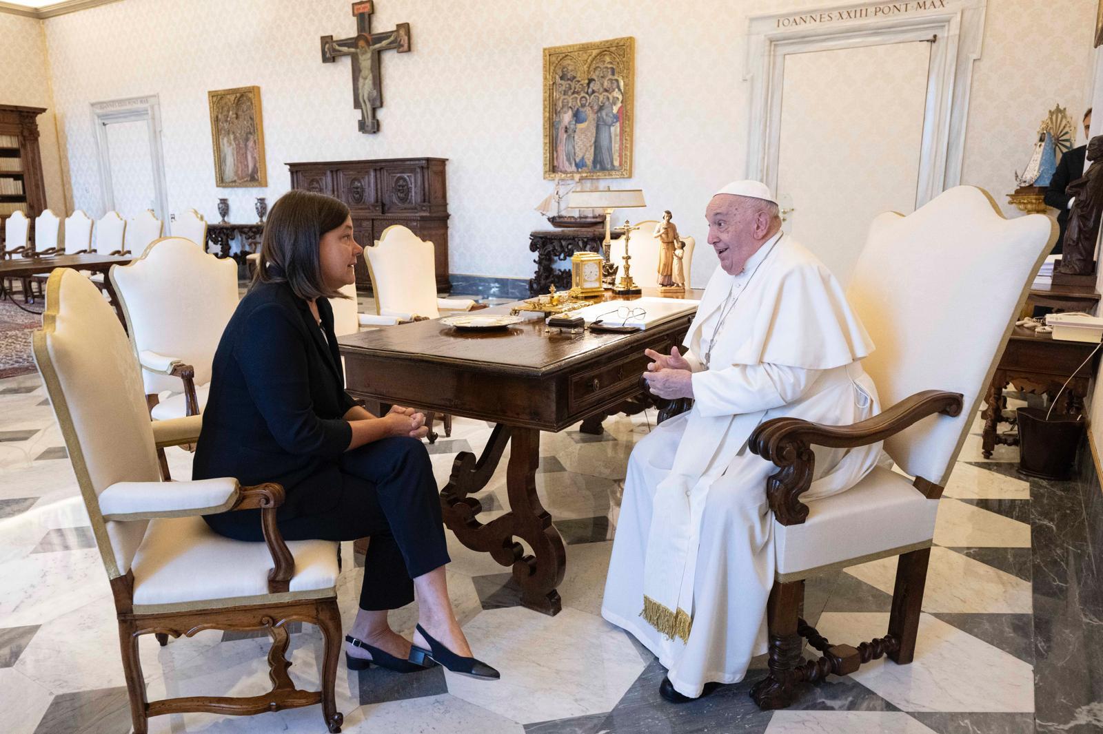 Papa Francesco incontra Elena Beccalli, nuova rettrice dell’Università Cattolica