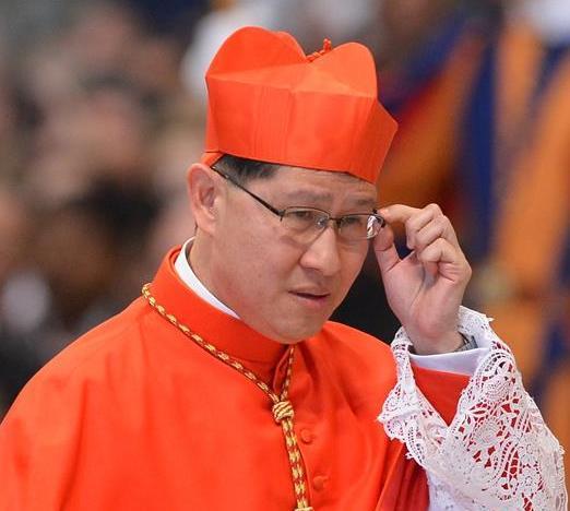 Papa ricoverato, il cardinale Tagle fra gli ultimi a parlargli: "Faticava a respirare, ma Bergoglio era lucido"