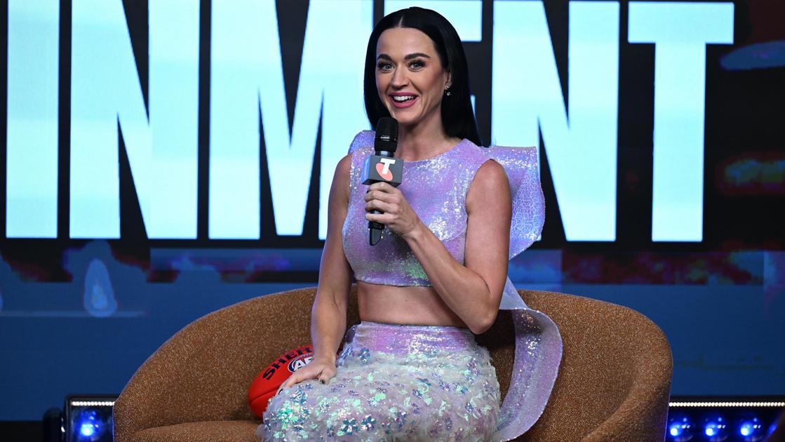 Katy Perry compie 40 anni: la storia con Orlando Bloom, il primo matrimonio e la carriera