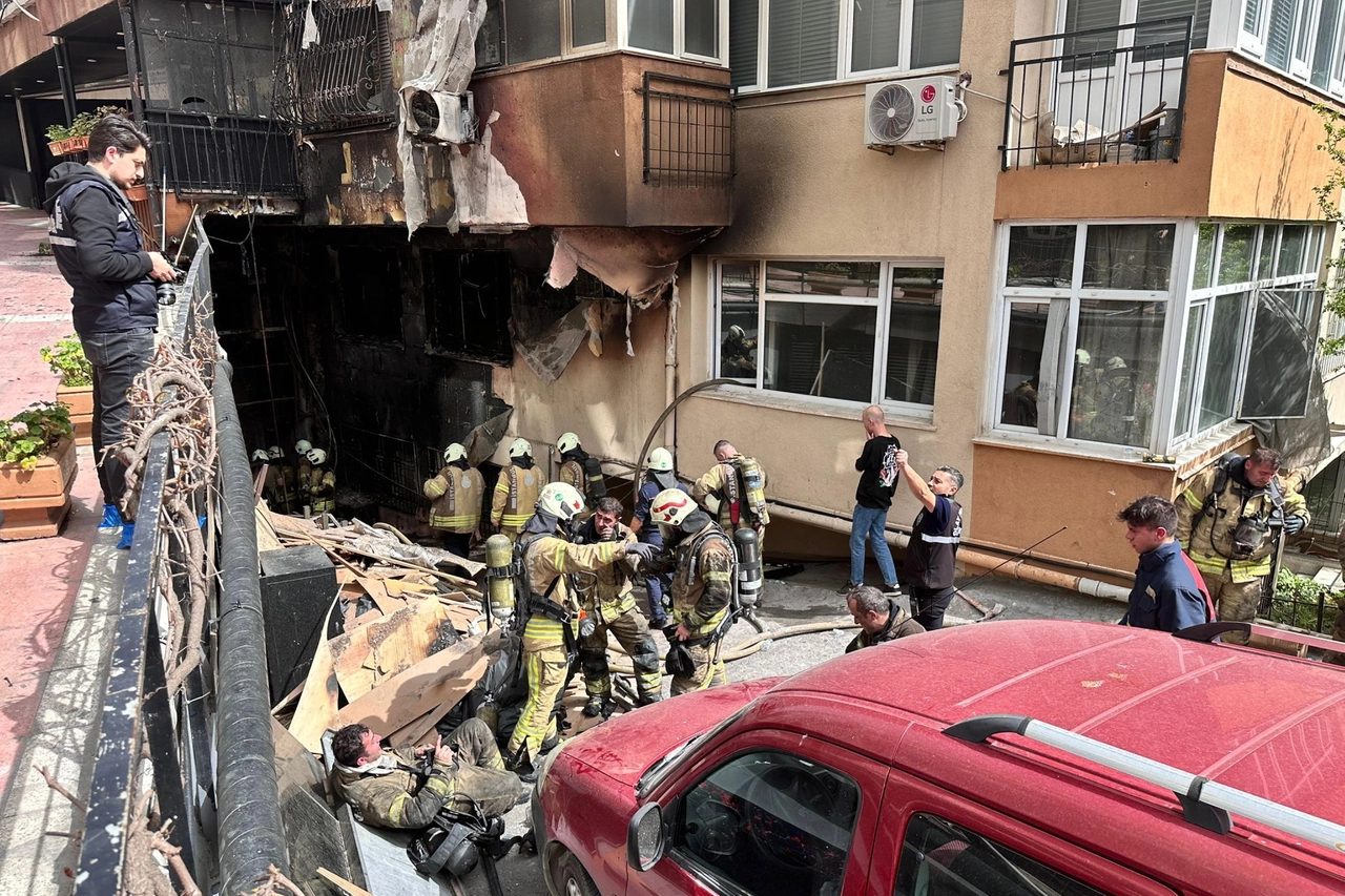 Incendio in una discoteca a Istanbul