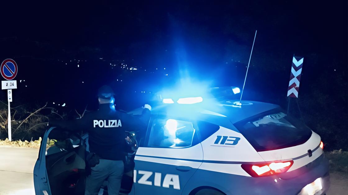 Catania, 40enne arrestato per violenza sessuale sulla figlia 14enne della compagna, costretta ad assistere allo stupro