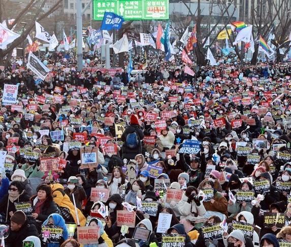 Crisi nei mercati sudcoreani:: "Fiduciosi nel recupero"