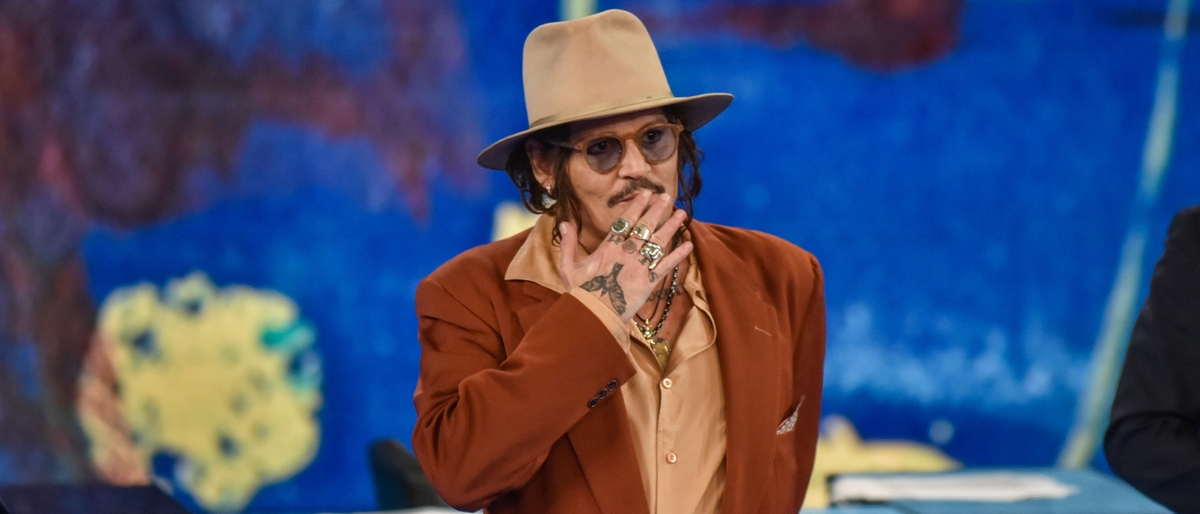 Johnny Depp si racconta a ‘Che tempo che fa’: da Al Pacino a Andrea Bocelli tutti i riferimenti dell’attore Usa