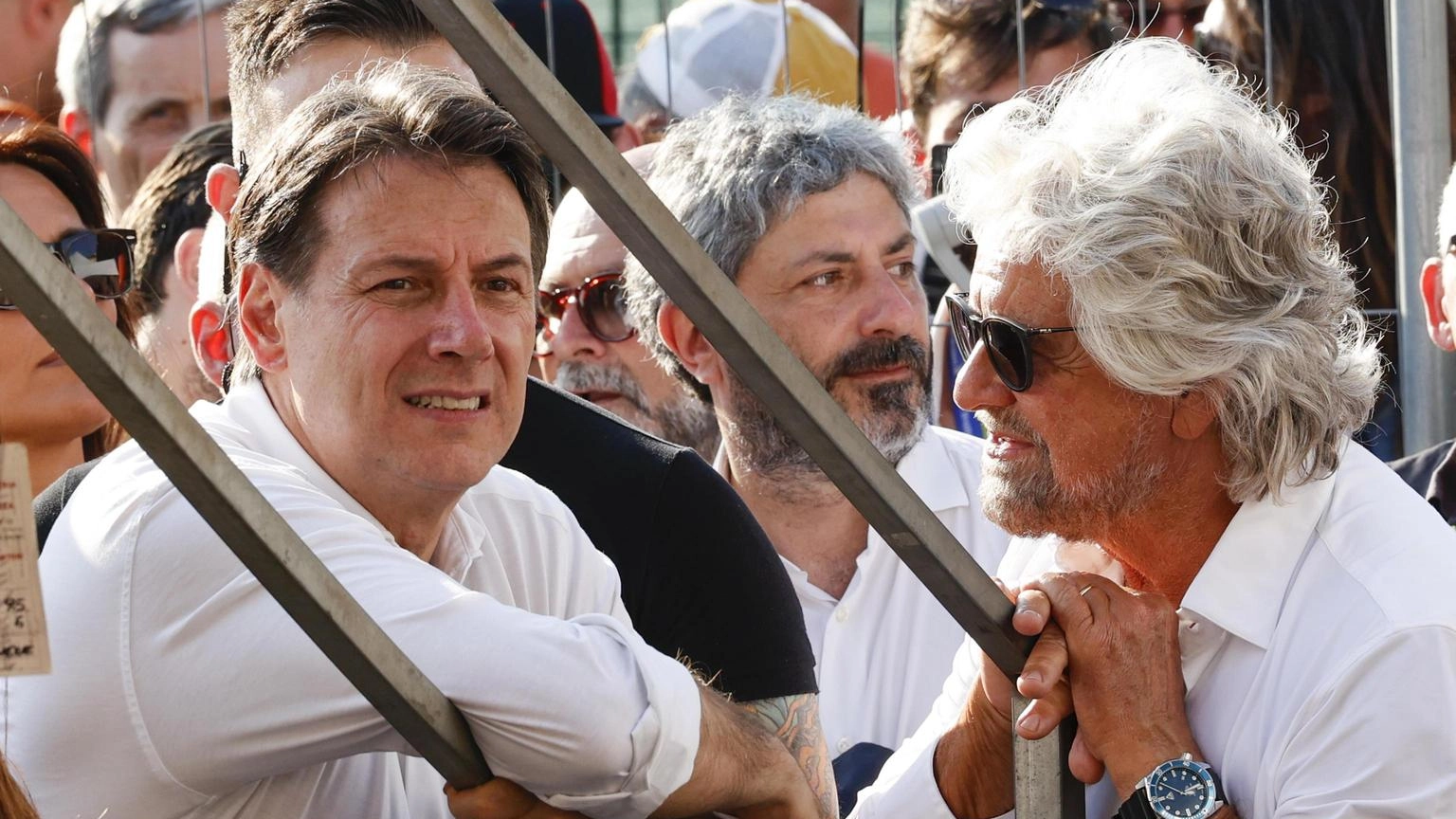 Fonti vicine a Grillo, 'Conte vuole farmi fuori dal M5s'