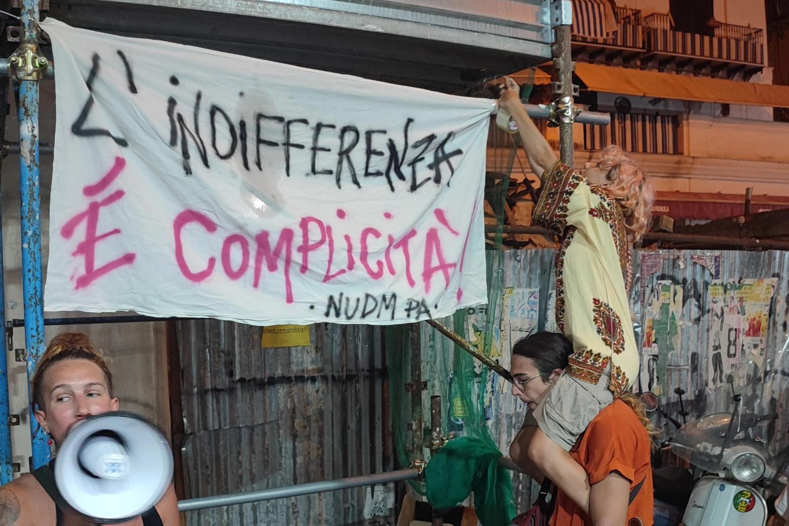 Manifestazione promossa da 'Non una di meno' dopo lo stupro di gruppo a Palermo