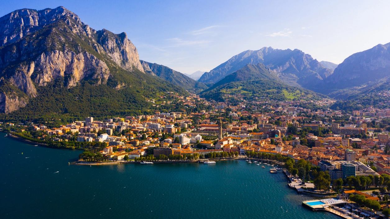 Dieci punti da scoprire lungo un itinerario che, pur nel perimetro della città, offre anche panorami mozzafiato