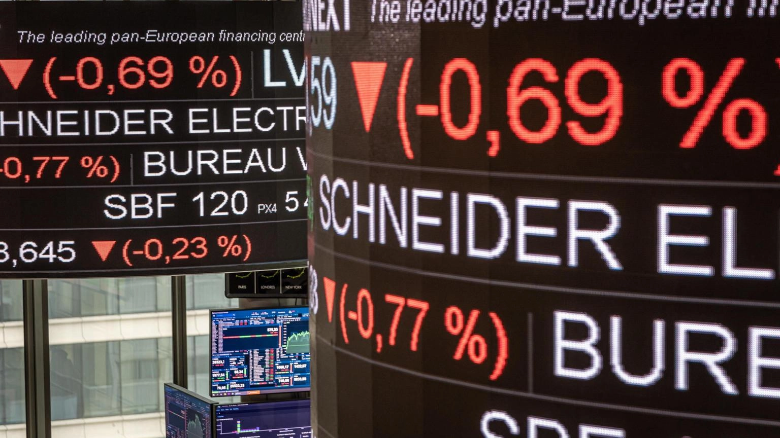 Borsa: l'Europa in avvio è in flessione, Parigi -0,64%