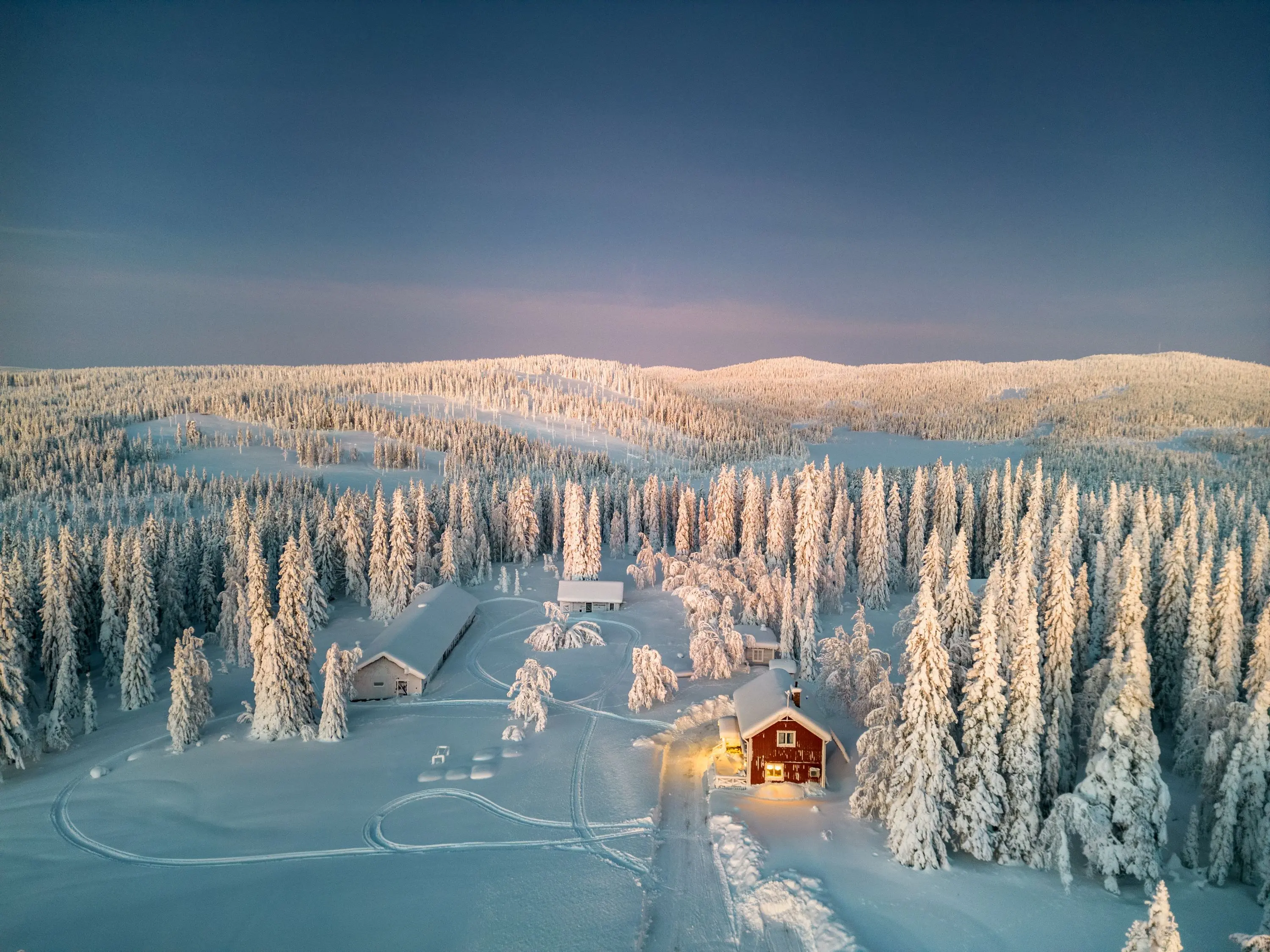 Lapponia, doppio Capodanno in pochi passi a cavallo tra Svezia e Finlandia