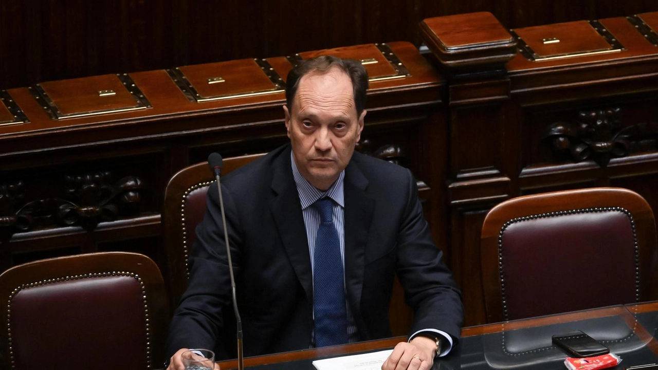 Governo pronto per il 17 ma rinvio per attendere novità