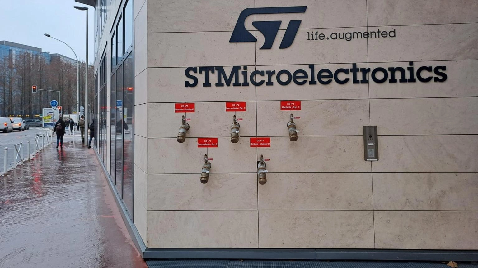 Stm sposta al 2030 l'obiettivo di 20 miliardi di ricavi