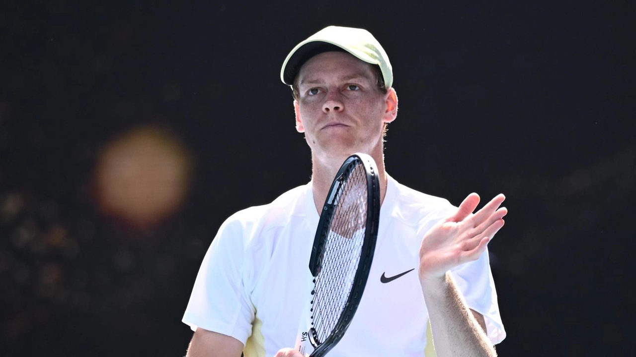 Jannik Sinner commenta il caso doping Clostebol post match agli Australian Open, ottimista per l'udienza al Tas.