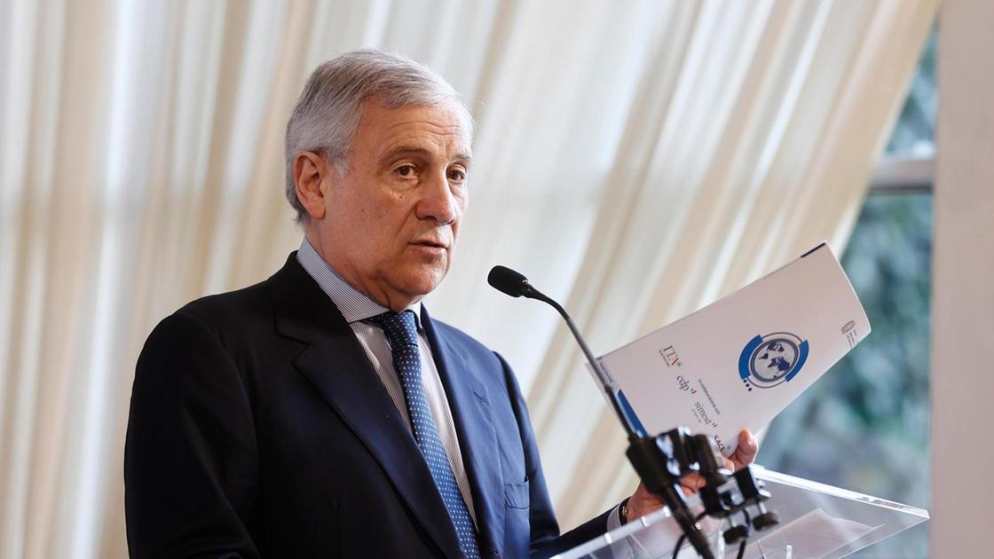 Antonio Tajani: "La Marina Militare Italiana protegge i nostri mercantili"