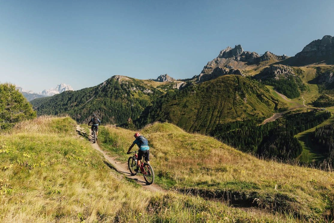 Sui sentieri in mountain bike