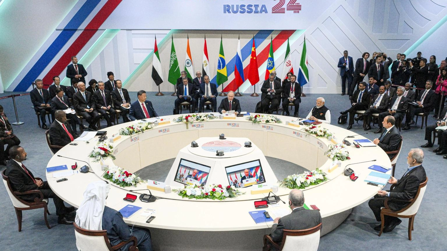 Brics, 'cessare immediatamente le ostilità in Libano'